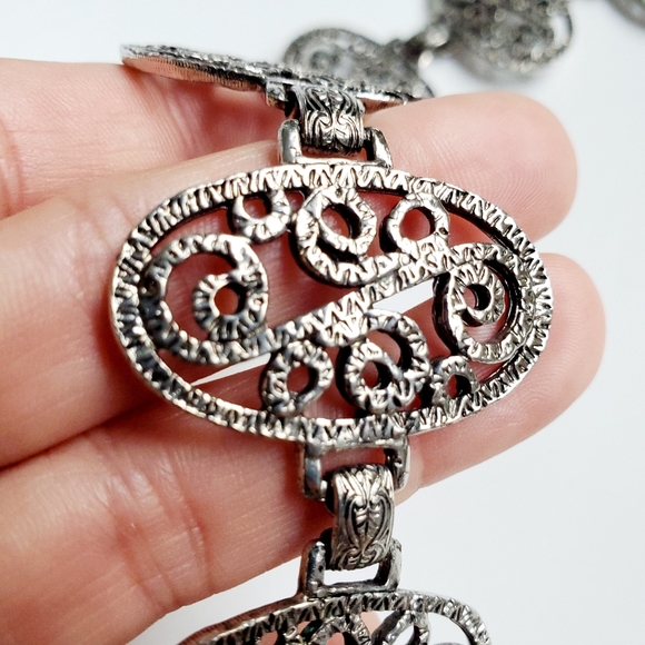 Vintage western concho  belt

Silver - Picture 8 of 9